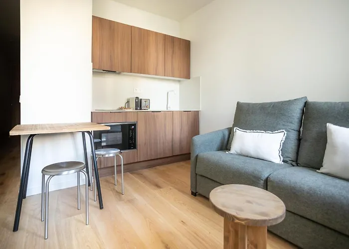 Azcarraga Apartments