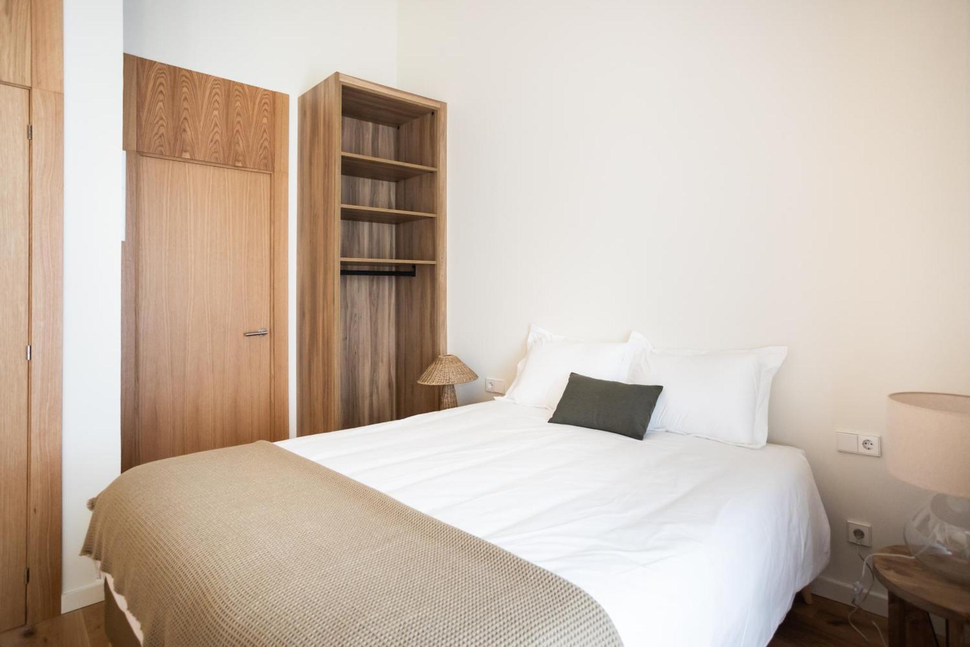 Azcarraga Apartment