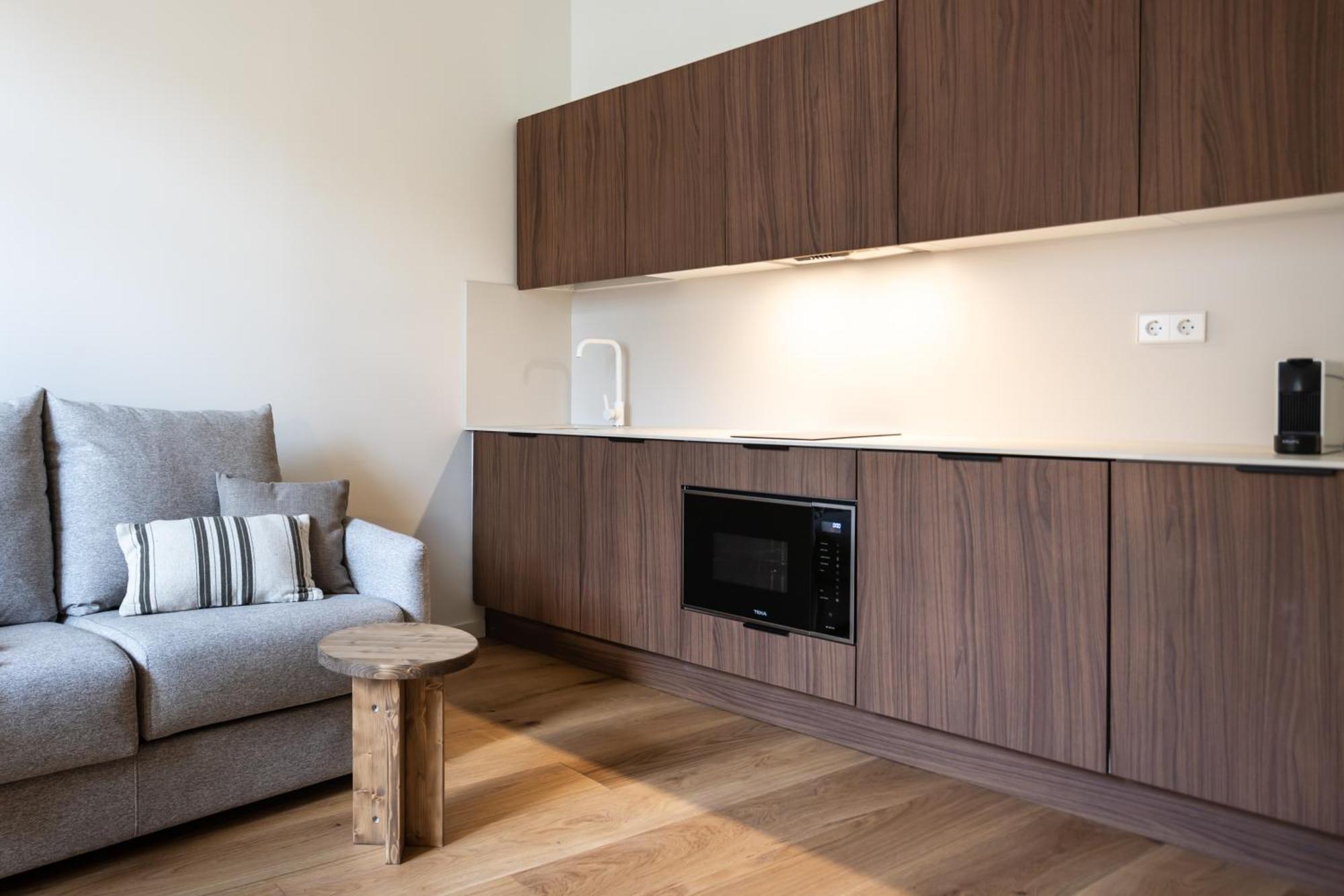 Azcarraga Apartment *